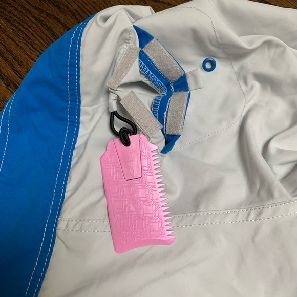 New Women’s Oakley Swim Shorts Size 2 - Picture 6 of 8